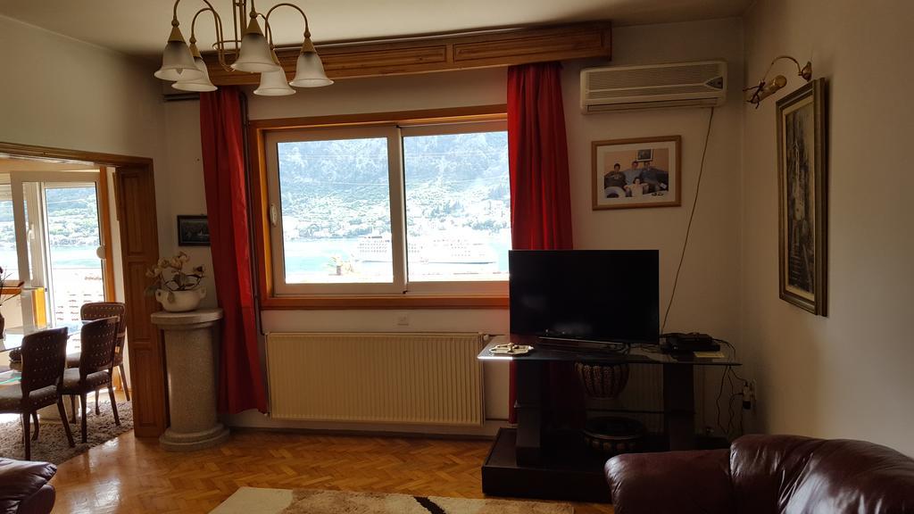 Apartments Zenit Kotor Exterior photo