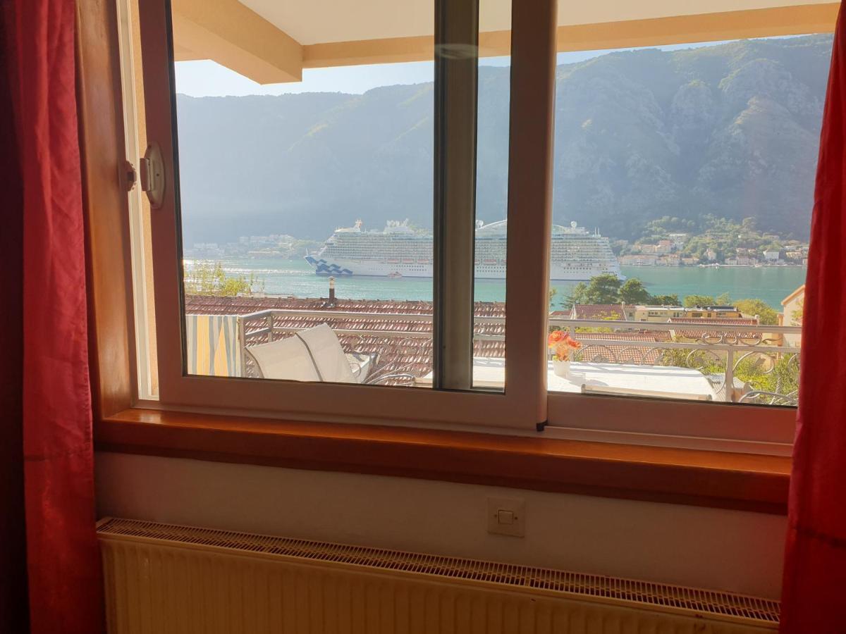 Apartments Zenit Kotor Exterior photo
