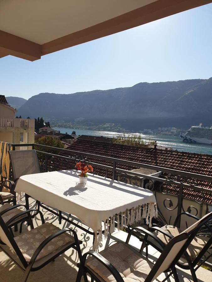 Apartments Zenit Kotor Exterior photo